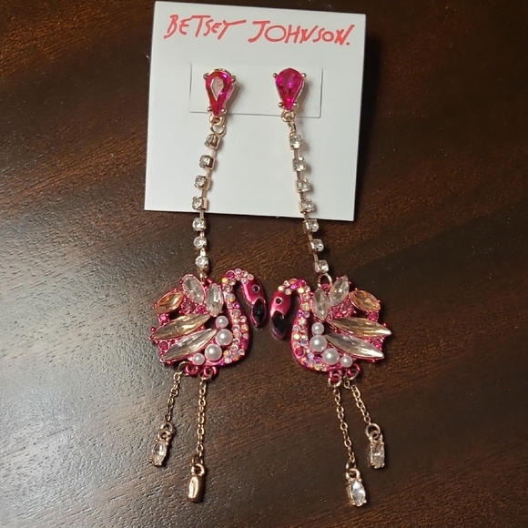 Betsey Johnson Vibrant Flamingo Drop Earrings - Picture 1 of 8